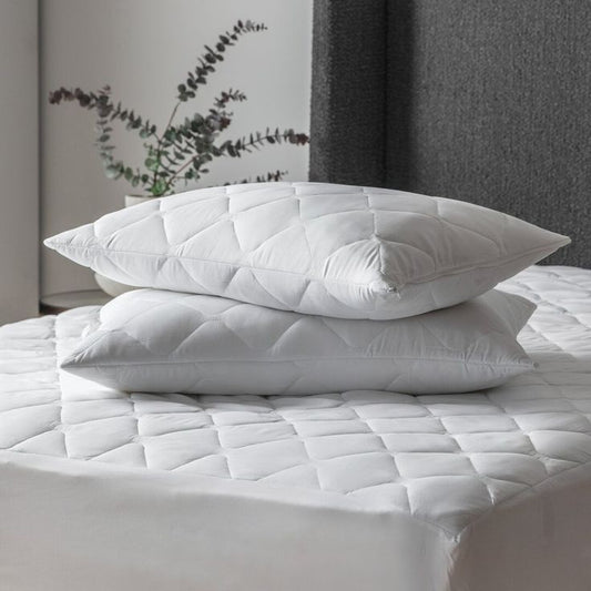 Quilted pillow protector - 2 pcs